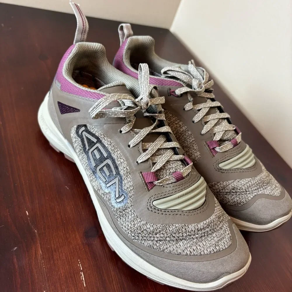 Keen Women's Terradora Flex Low Height Waterproof Hiking Shoes Tan Size 7.5 NEW